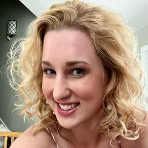 Meet your Posher, Karly